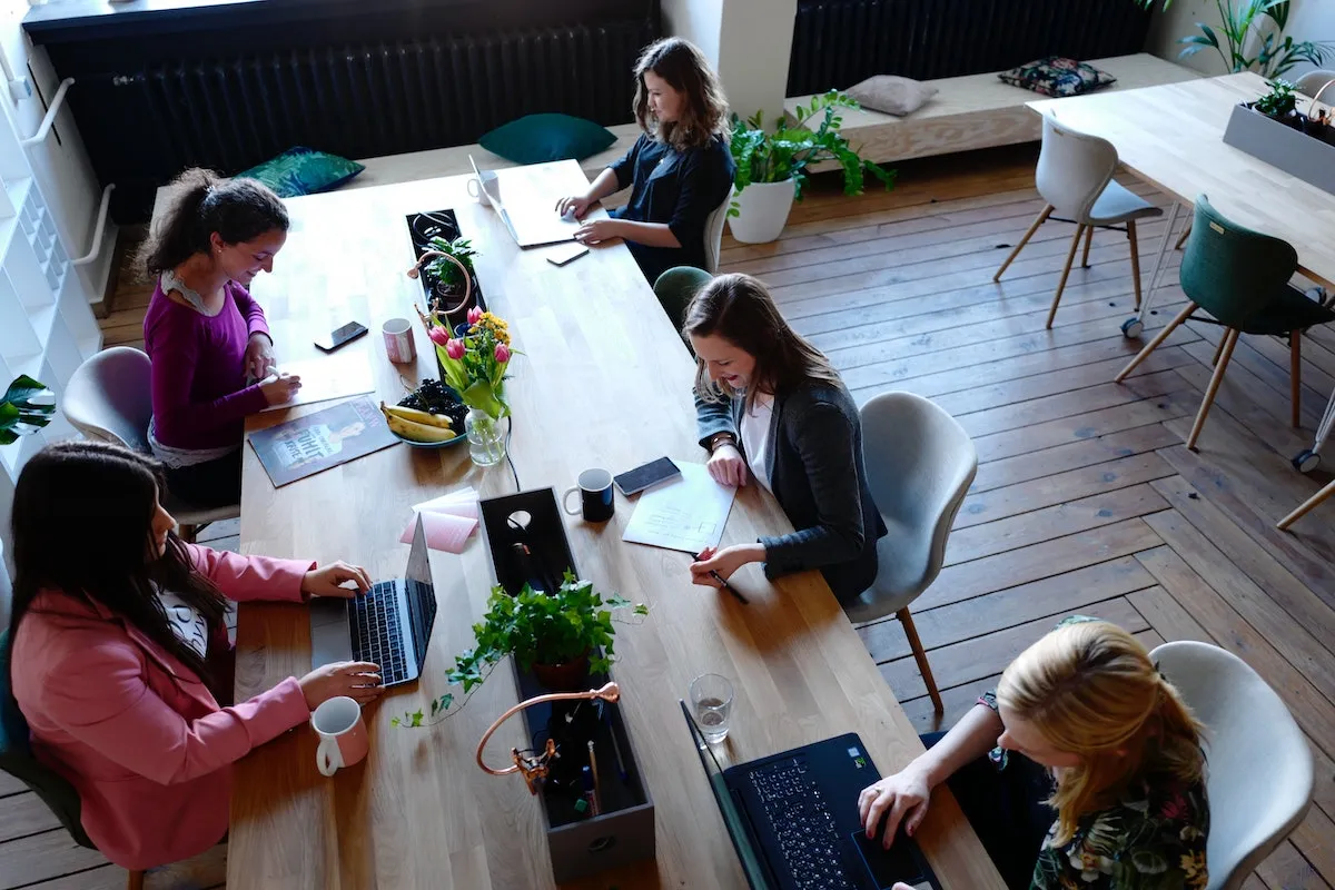 THREE WAYS WOMEN CAN STAND OUT IN A CROWDED INDUSTRY AND WHY IT’S IMPORTANT